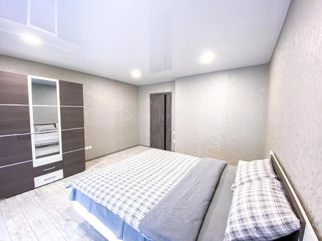 Apartpoltava 2 Окремі Кімнати, Новобудова, Два Великих Ліжка Центр, Корпусний Сад المظهر الخارجي الصورة